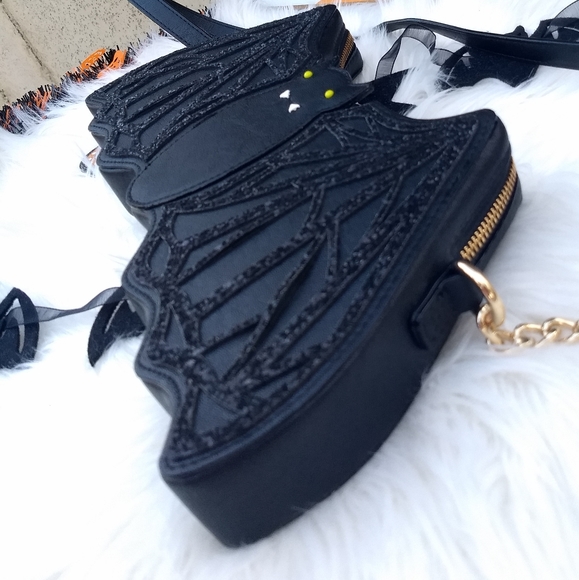 Betsey Johnson Going Batty Halloween Bat Bag - Picture 6 of 15